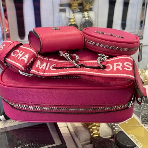 Michael Kors Jet Set Leather Medium Crossbody Bag Case for Apple AirPods Pro - Picture 8 of 16